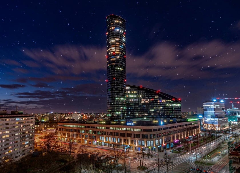 Sky Tower nocą