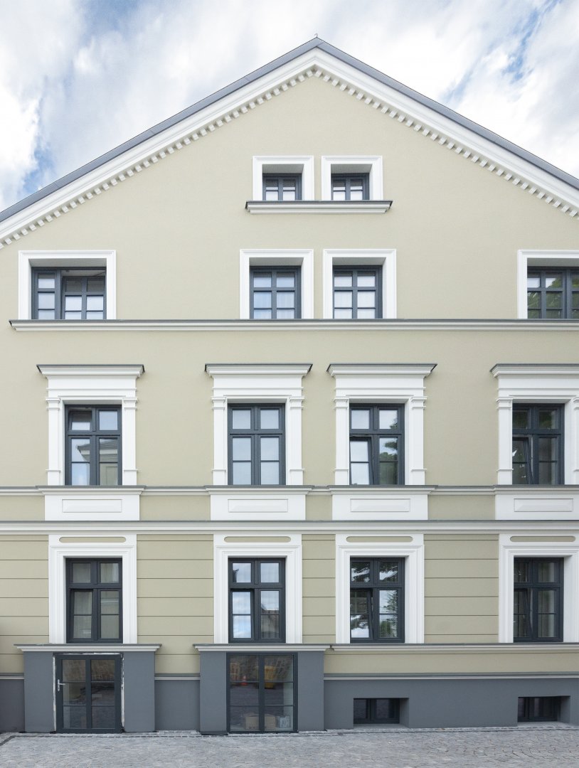 Hotel Jutrzenka: Jelcz - Laskowice