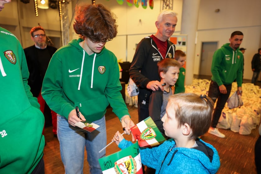 Wielkanocne Paczki Dobrych Relacji 2024