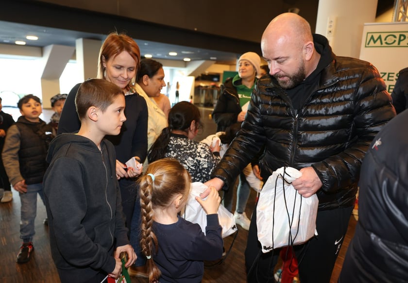 Wielkanocne Paczki Dobrych Relacji 2024