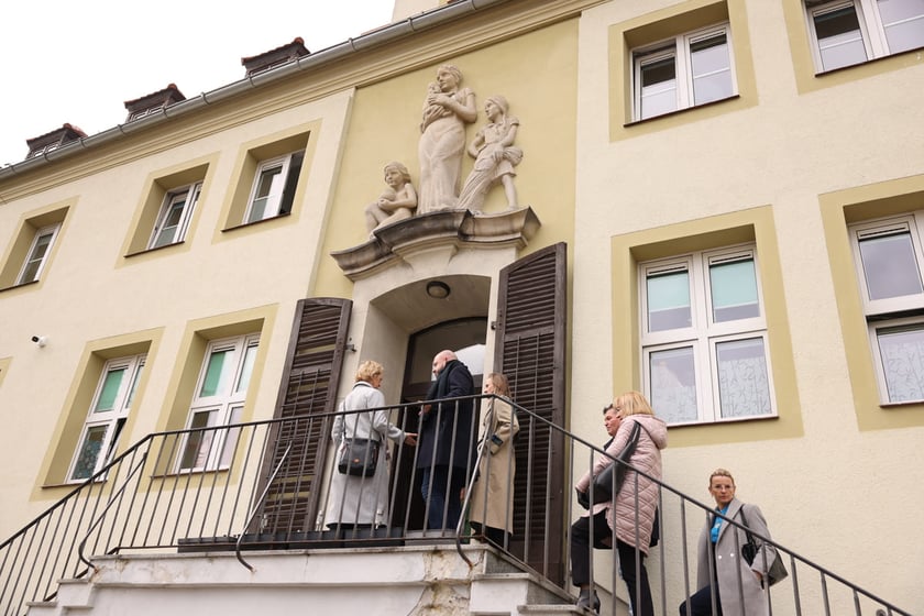 Uroczyste otwarcie boiska MOS przy ul. Kieleckiej. Wrocław, 19.03.2024