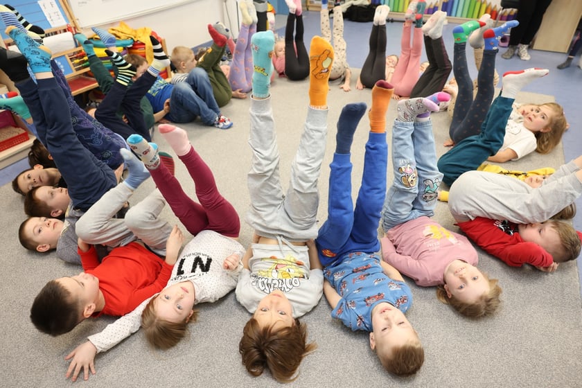 Dzień kolorowej skarpetki w Przedszkolu nr 17 we Wrocławiu