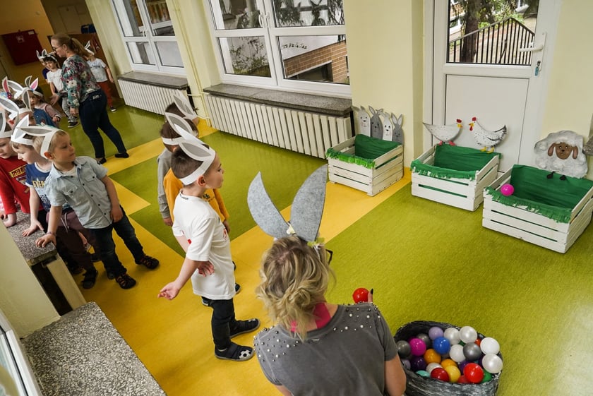 Spotkanie z Zajączkiem w Przedszkolu nr 149 „Tęczowa Polanka”