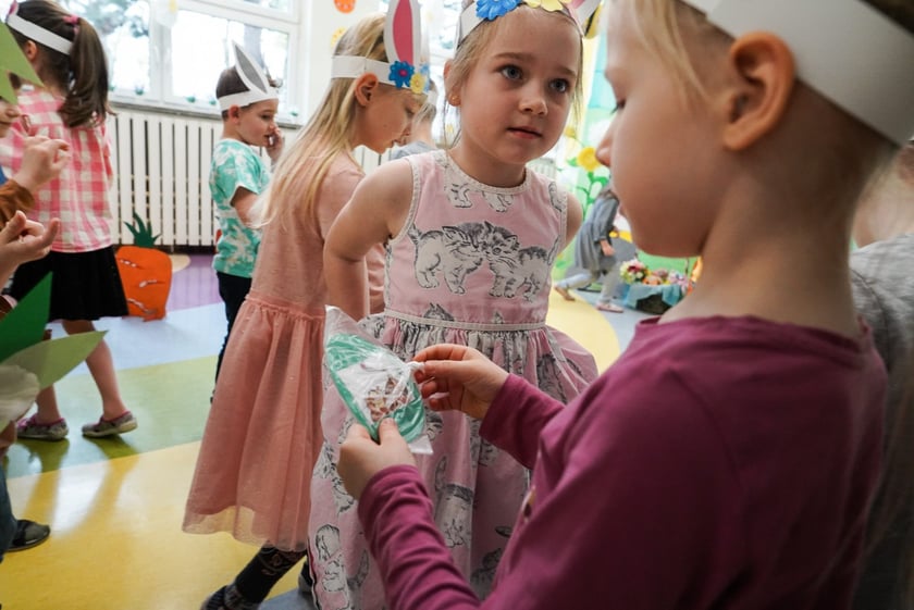 Spotkanie z Zajączkiem w Przedszkolu nr 149 „Tęczowa Polanka”
