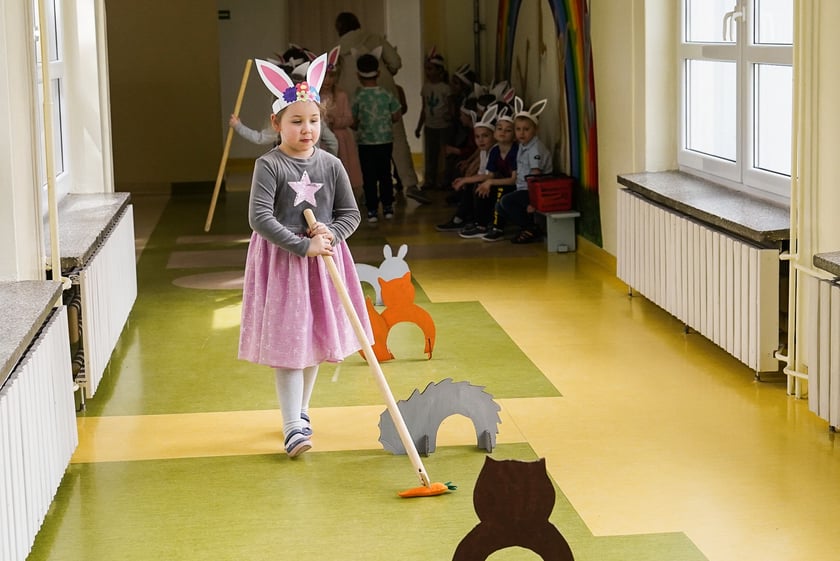 Spotkanie z Zajączkiem w Przedszkolu nr 149 „Tęczowa Polanka”