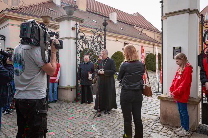 Caritas rozdał ubogim 600 paczek