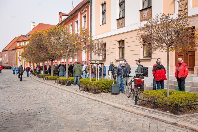 Caritas rozdał ubogim 600 paczek
