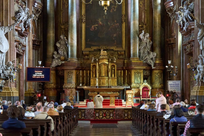 Swięcenie pokarmów w kościołach we Wrocławiu