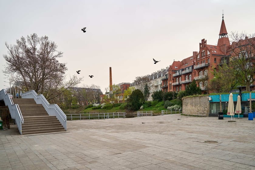 Puste miasto. Wrocław bez ludzi i bez samochodów. 31.03.2024