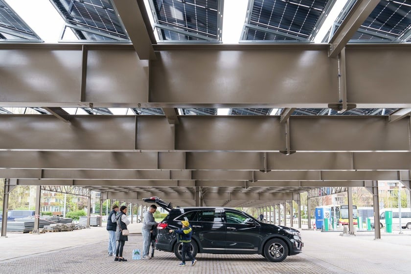Nowy parking przy ul. Petrusewicza