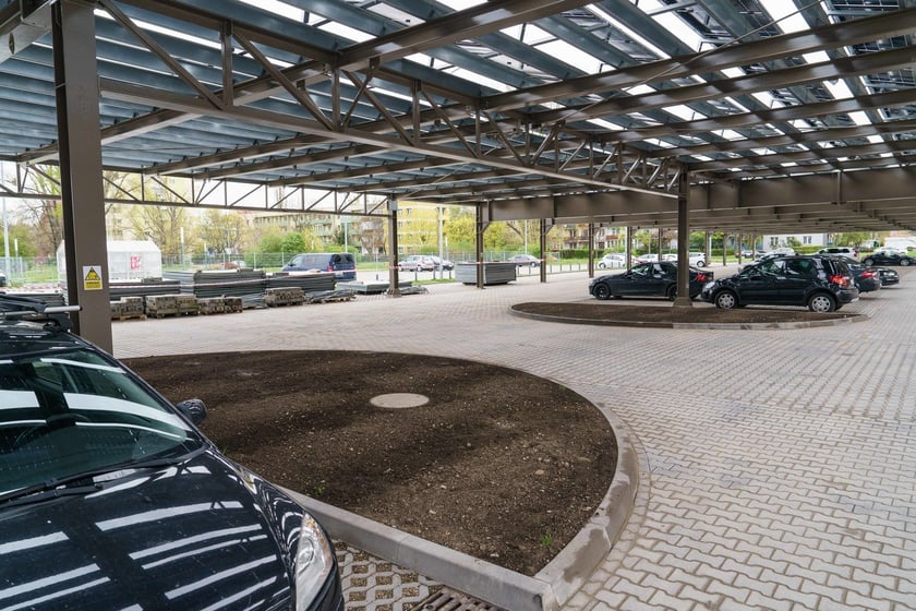 Nowy parking przy ul. Petrusewicza