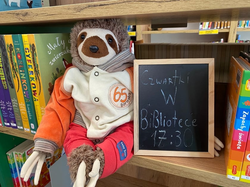 Leniwiec Lagun z biblioteki przy ul. Sołtysowickiej