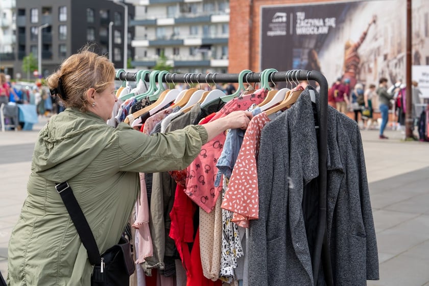 Pchli targ przy Centrum Historii Zjezdnia we Wrocławiu