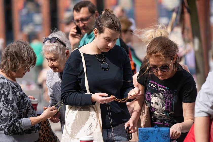 Pchli targ przy Centrum Historii Zjezdnia we Wrocławiu