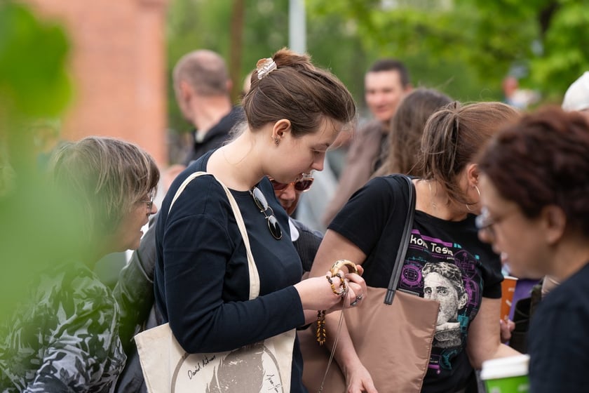 Pchli targ przy Centrum Historii Zjezdnia we Wrocławiu