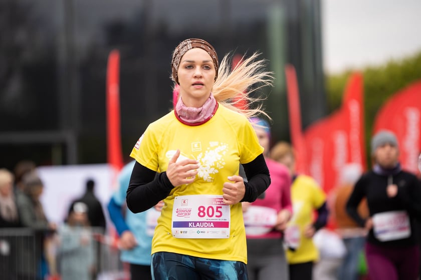 Wiosenna edycja Biegu Kobiet Zawsze Pier(w)si we Wrocławiu