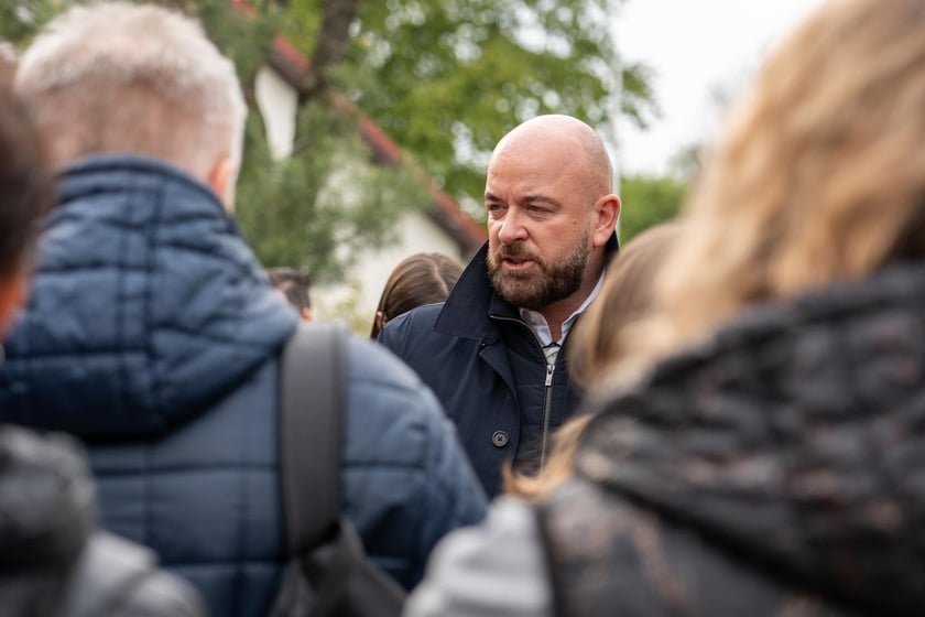 Mieszkańcy Lipy Piotrowskiej na spotkaniu z Jackiem Sutrykiem, prezydentem Wrocławia