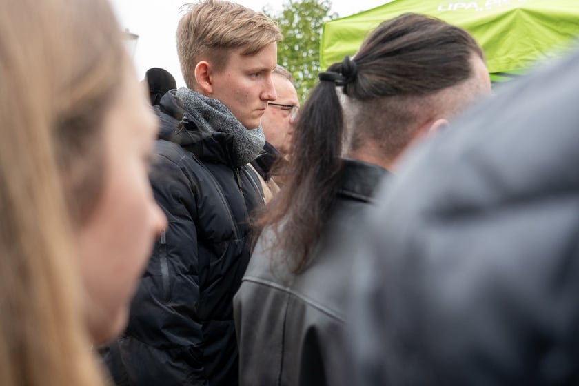 Mieszkańcy Lipy Piotrowskiej na spotkaniu z Jackiem Sutrykiem, prezydentem Wrocławia