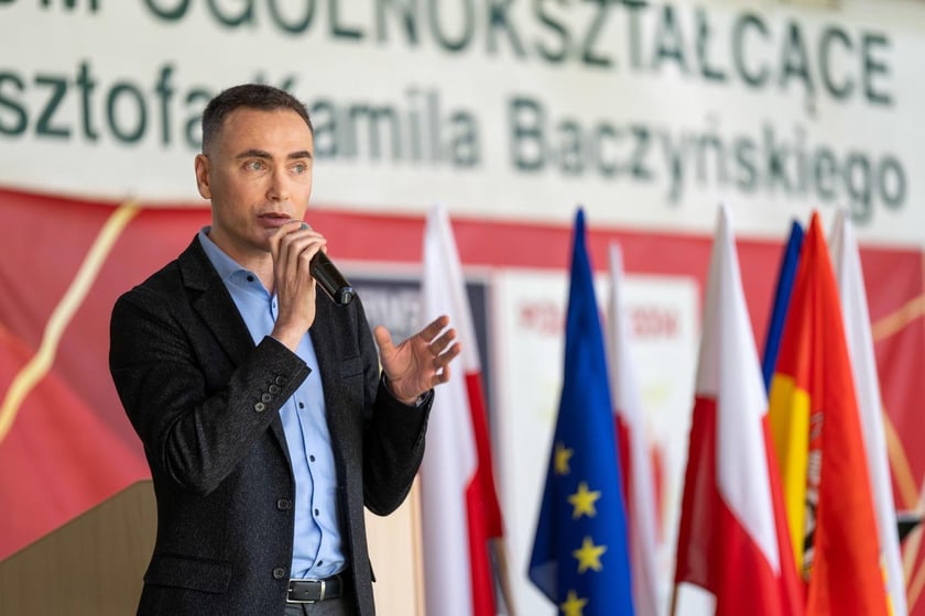 Zakończenie roku szkolnego maturzystów VII LO we Wrocławiu