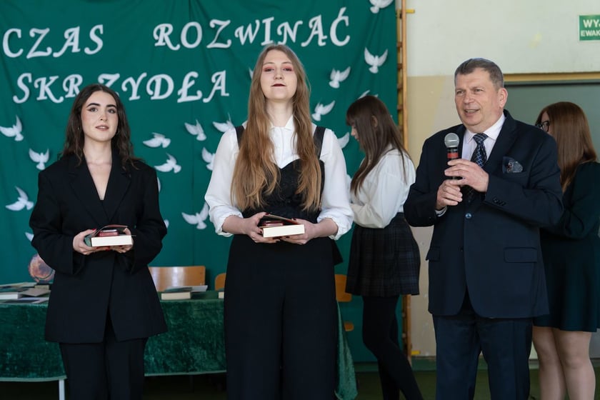Zakończenie roku szkolnego maturzystów VII LO we Wrocławiu