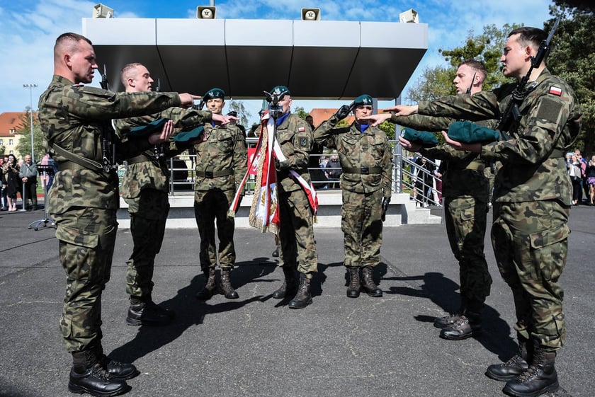 Uroczysta przysięga w 10 Brygadzie Łączności we Wrocławiu, 28.04.2024