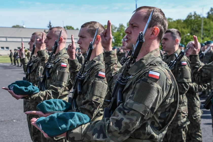 Uroczysta przysięga w 10 Brygadzie Łączności we Wrocławiu, 28.04.2024