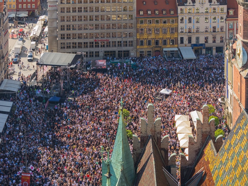 Gitarowy Rekord Świata 2024 we Wrocławiu - zdjęcia z drona