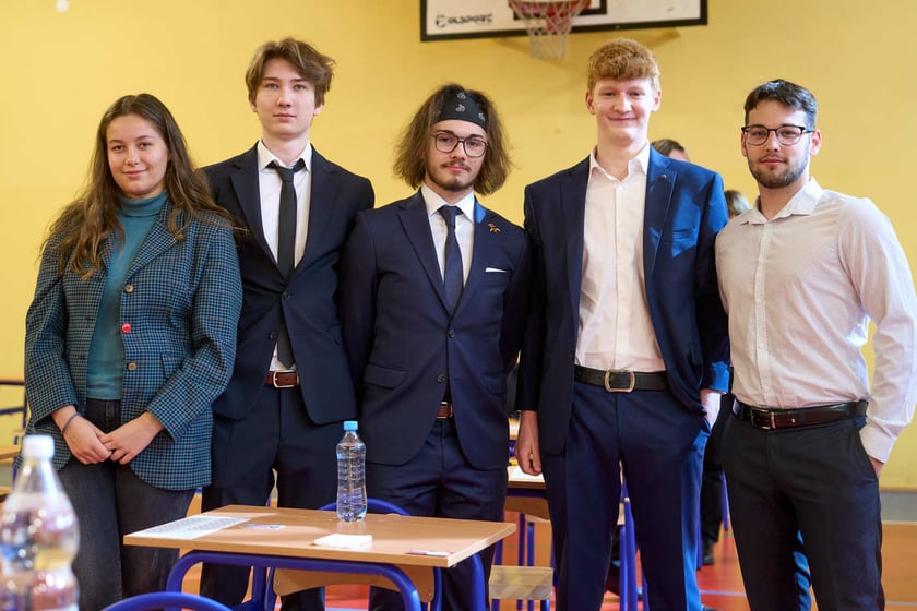 Matura 2024. Maturzyści III LO we Wrocławiu