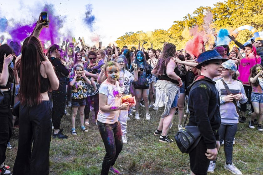 Kolor Fest &ndash; Dzień Kolor&oacute;w Holi (12.05.2024)