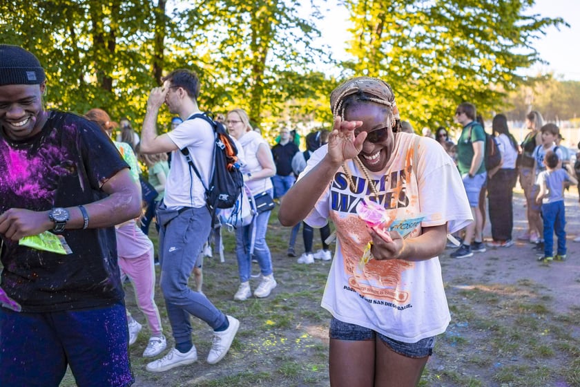 Kolor Fest &ndash; Dzień Kolor&oacute;w Holi (12.05.2024)