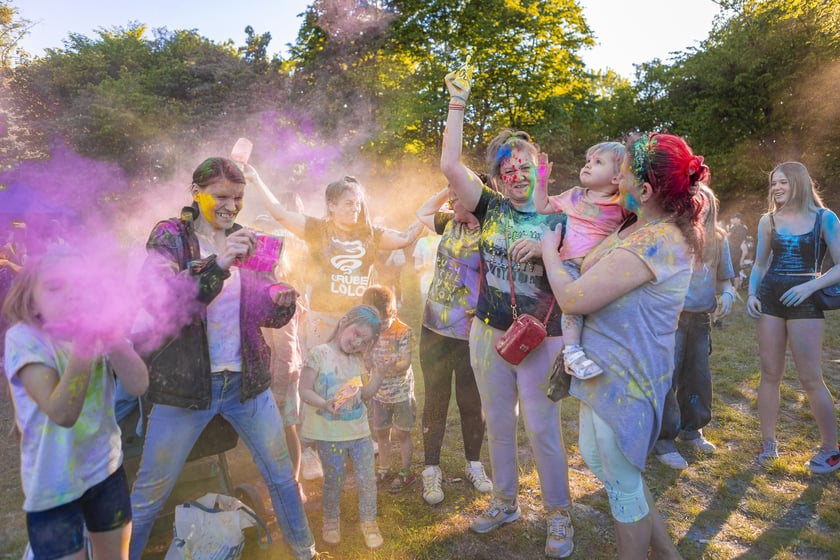 Kolor Fest &ndash; Dzień Kolor&oacute;w Holi (12.05.2024)