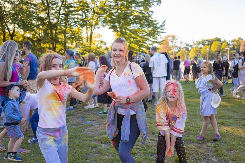 Kolor Fest &ndash; Dzień Kolor&oacute;w Holi (12.05.2024)