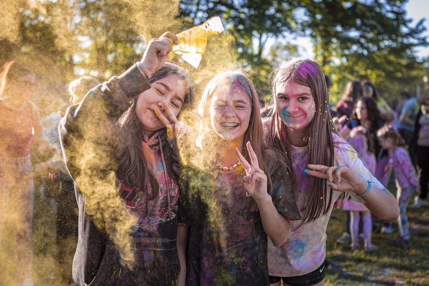 Kolor Fest &ndash; Dzień Kolor&oacute;w Holi (12.05.2024)