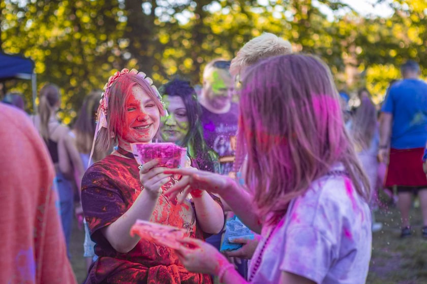Kolor Fest &ndash; Dzień Kolor&oacute;w Holi (12.05.2024)