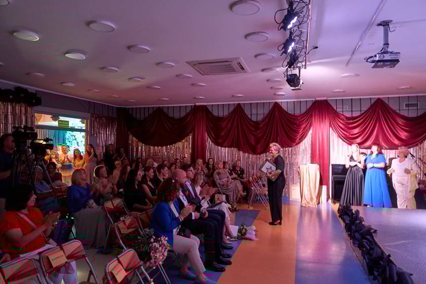 Uroczystość 40-lecia Przedszkola nr 56 &bdquo;Niezapominajka&rdquo; przy ul. Wałbrzyskiej