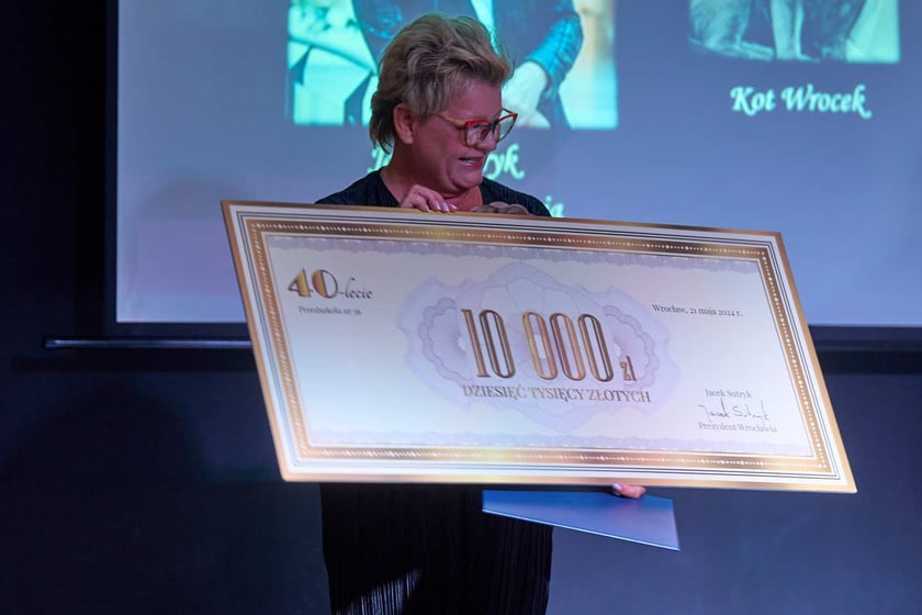 Uroczystość 40-lecia Przedszkola nr 56 &bdquo;Niezapominajka&rdquo; przy ul. Wałbrzyskiej