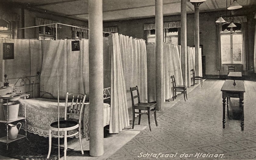 Dom urszulanek, zdjęcie historyczne sprzed drugiej wojny światowej