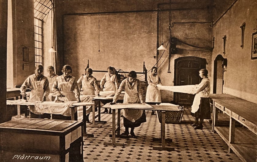 Dom urszulanek, zdjęcie historyczne sprzed drugiej wojny światowej