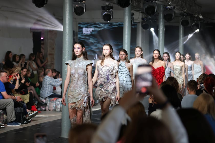 Wrocław Fashion Week 2004 - pokazy z 24 maja