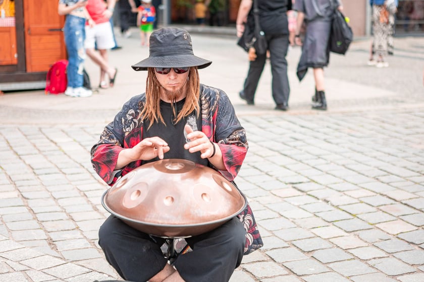 Pierwszy dzień Jarmarku Świętojańskiego we Wrocławiu.