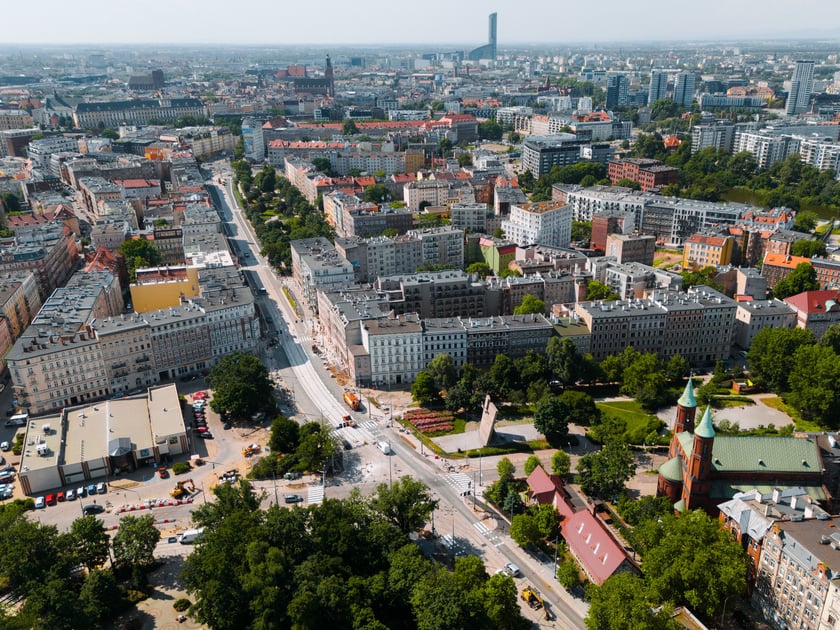 Przebudowa Pomorskiej na kadrach z drona, 28 maja 2024
