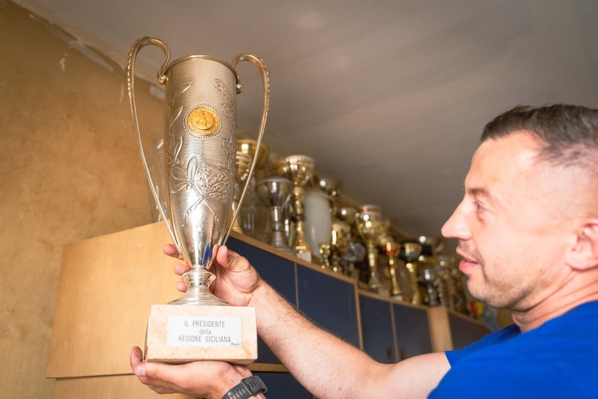 Sportowy klub zapaśniczy Lotnik znajdujący się w hali na Psim Polu przy ul. Bierutowskiej, która została właśnie zabytkiem