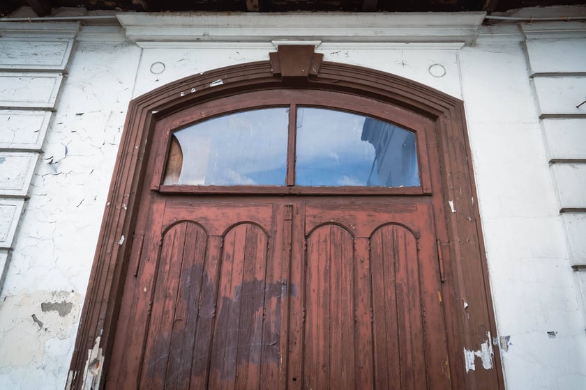 Sportowy klub zapaśniczy Lotnik znajdujący się w hali na Psim Polu przy ul. Bierutowskiej, która została właśnie zabytkiem