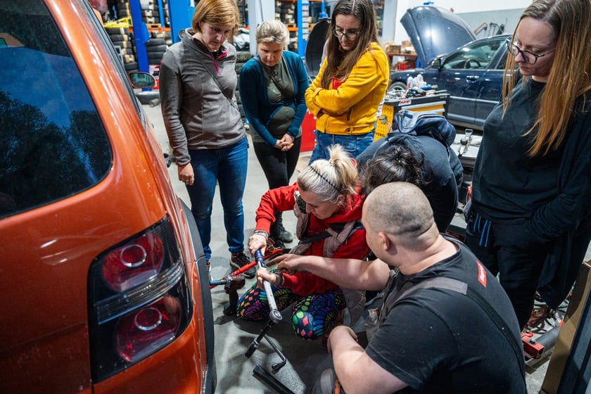 Przychodzi mama do mechanika - warsztaty