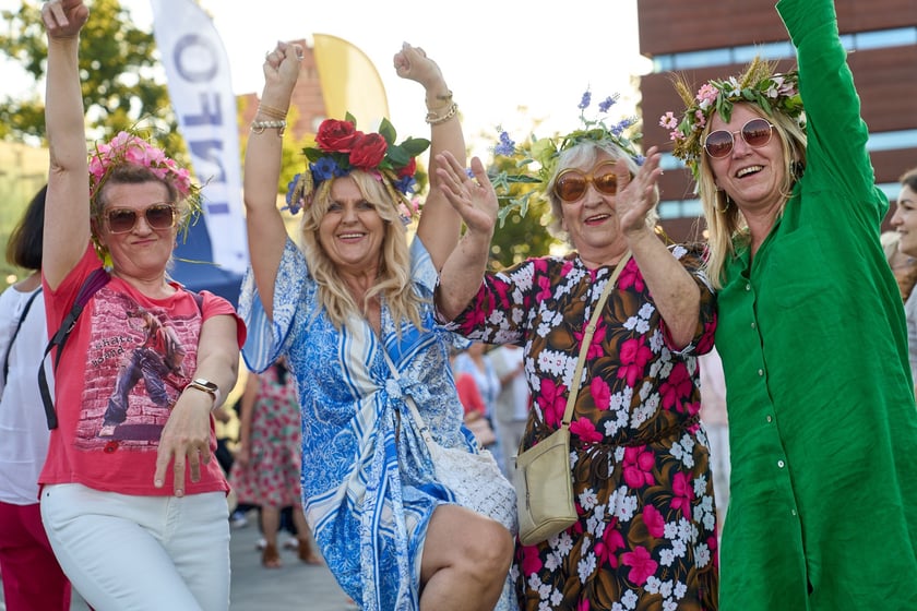 Wrocławska Potańcówka na placu Wolności - czerwiec 2024. „Domówka pod gwiazdami”