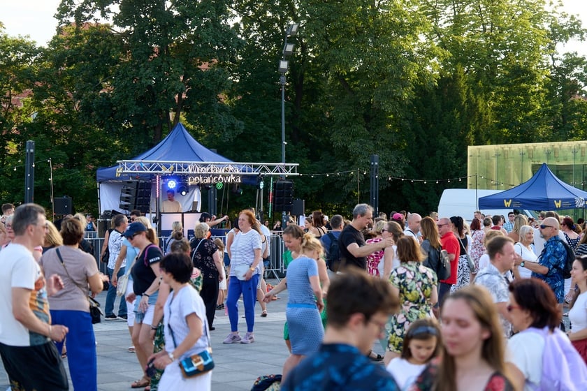 Potańcówka plac Wolności, 6 lipca 2024 r.