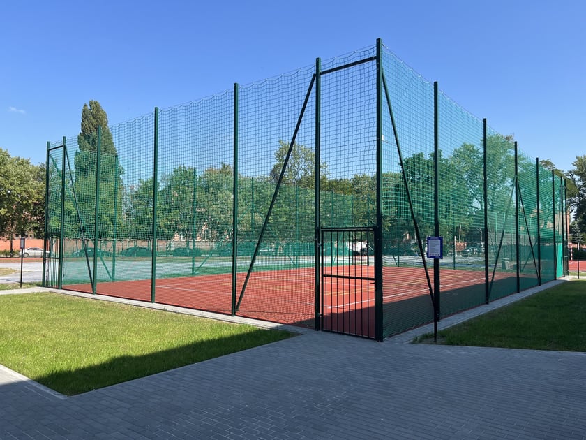 Nowe boisko przy SP nr 46 we Wrocławiu