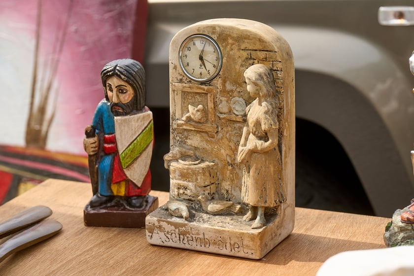 Giełda staroci pod Iglicą, 20 lipca 2024