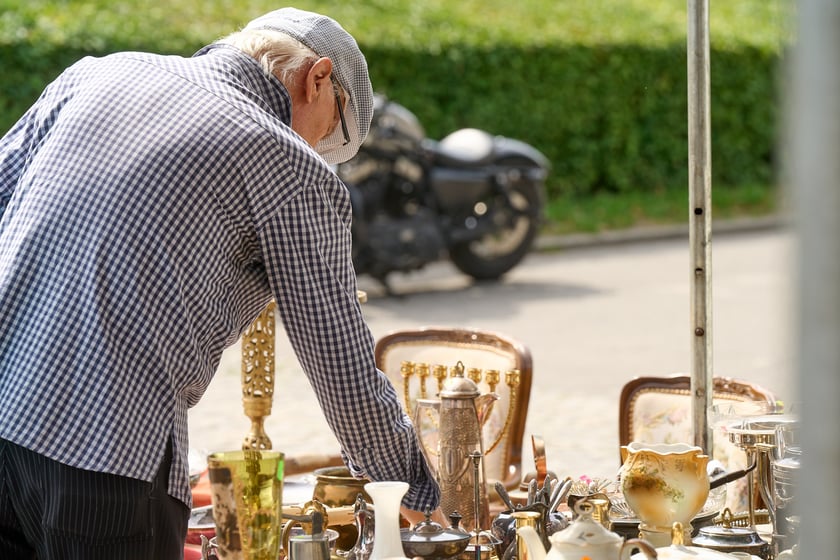 Giełda staroci pod Iglicą, 20 lipca 2024