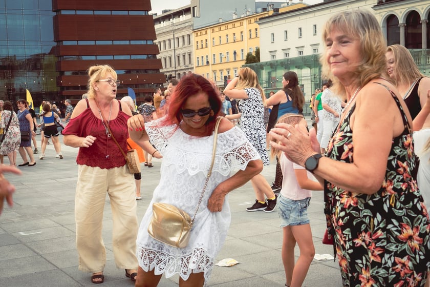 Potańcówka na pl. Wolności we Wrocławiu 20.07.2024